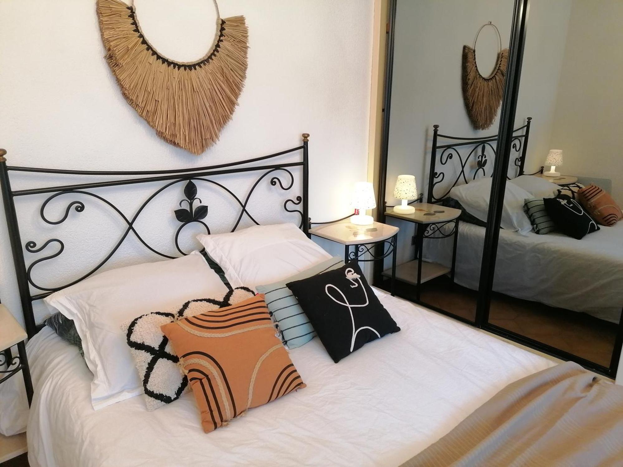 "Le Palmier Dore", Cosy T3 A 3 Minutes A Pied Des Plages, Parking Et Clim Sanary-sur-Mer Exteriör bild