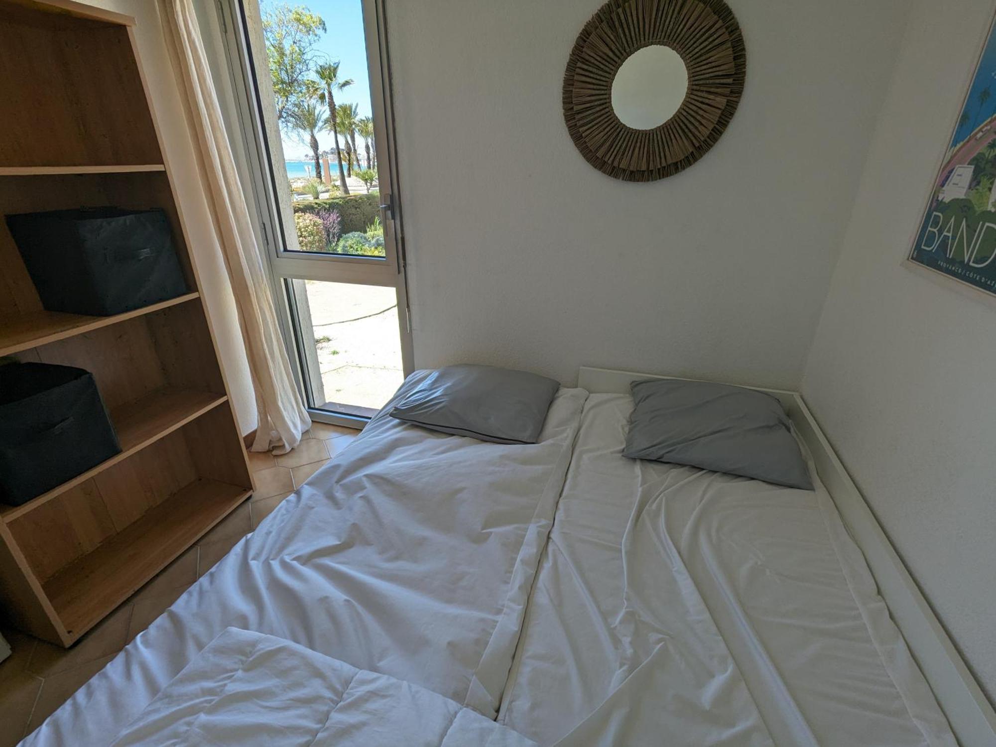 "Le Palmier Dore", Cosy T3 A 3 Minutes A Pied Des Plages, Parking Et Clim Sanary-sur-Mer Exteriör bild