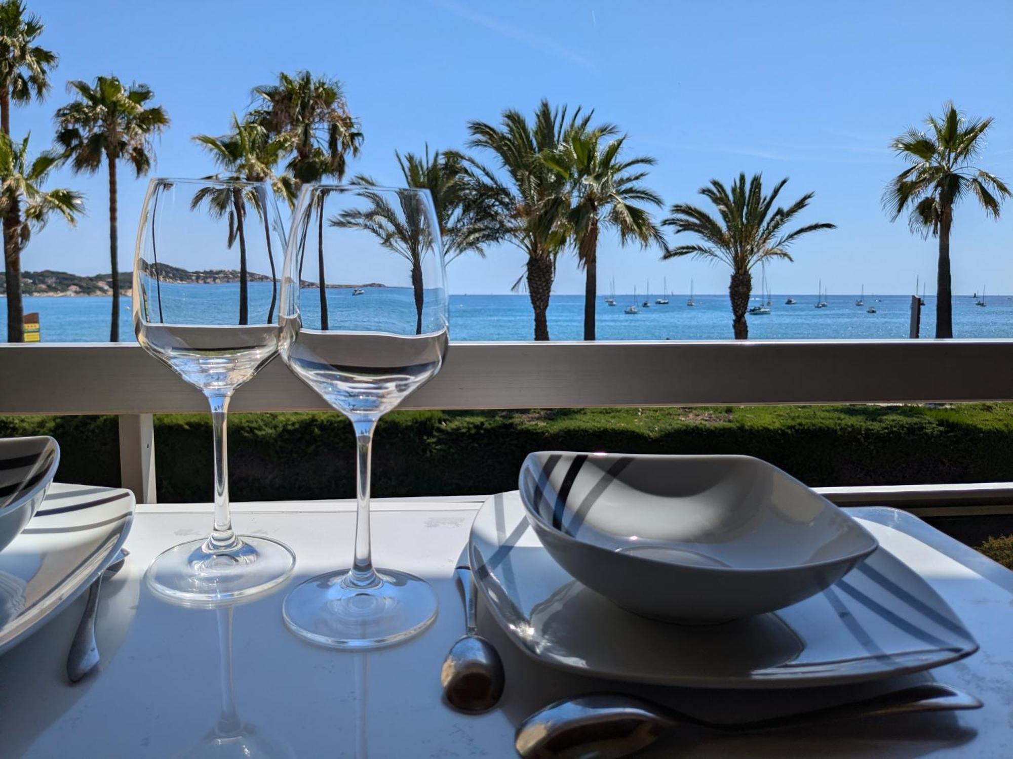 "Le Palmier Dore", Cosy T3 A 3 Minutes A Pied Des Plages, Parking Et Clim Sanary-sur-Mer Exteriör bild